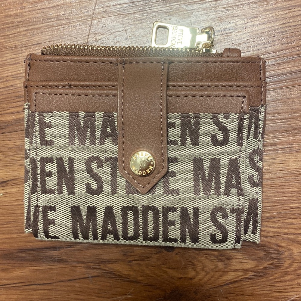 Steve Madden Mini Wallet